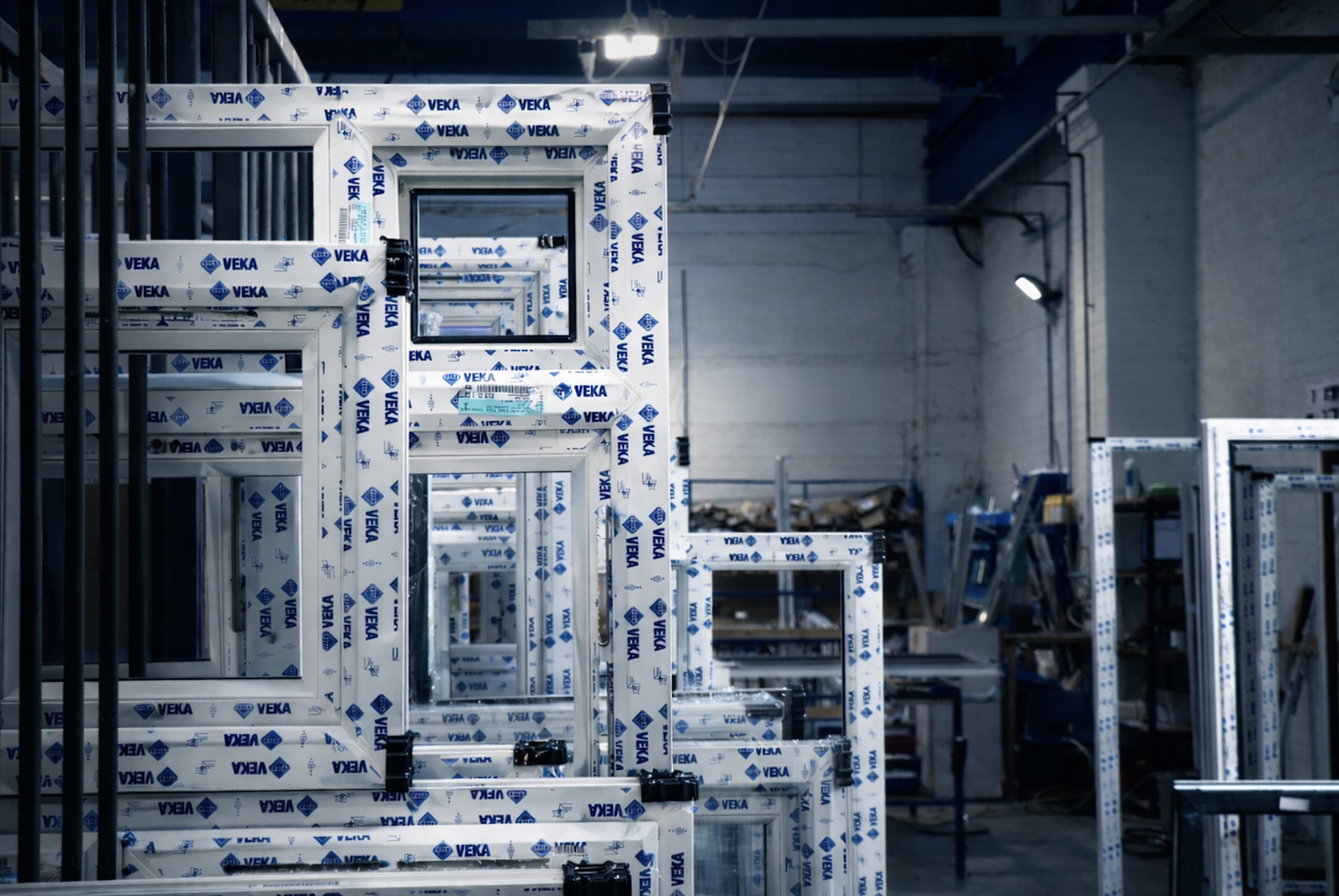 Glazerite agrees exclusive 5-year deal with VEKA